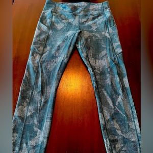 Lululemon leggings